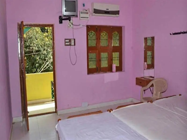 Hotel Gurusadan