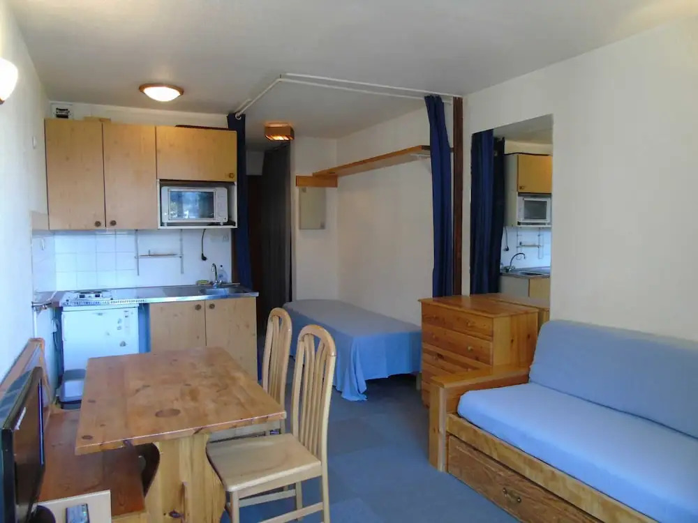 Lou Services Apartment THA20 LSI 001