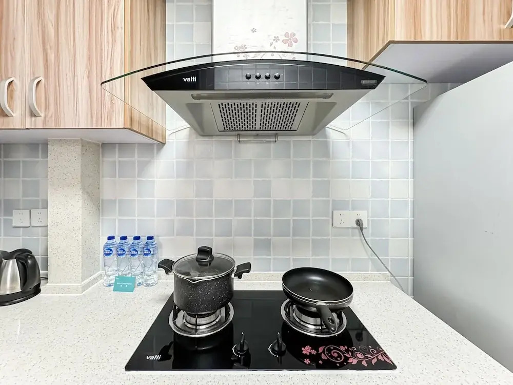 Tyms 2BR Apt TianshanRD Near CESIS Line2