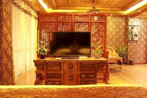 Xishuangbanna Fengweizhu Inn