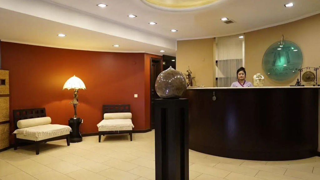 Village Park Resort & Spa