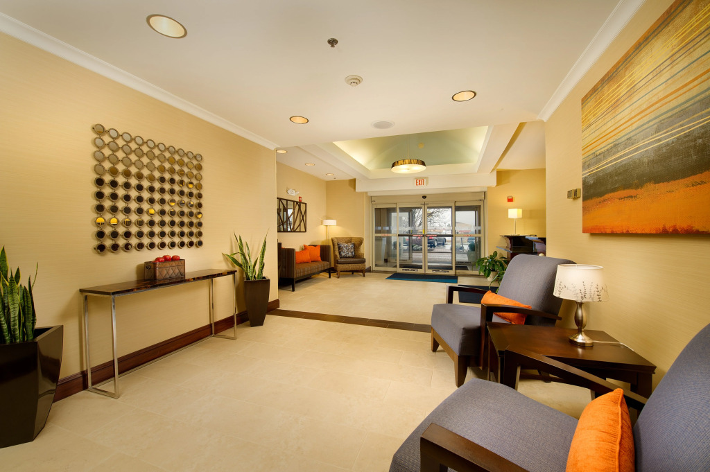 Holiday Inn Express & Suites by IHG Chambersburg by IHG