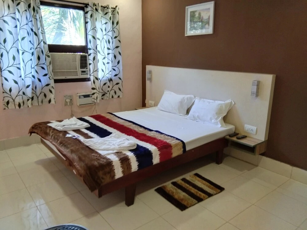 Hotel Hilltop International