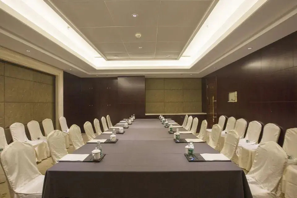 Xinjiang Plaza VIP Building
