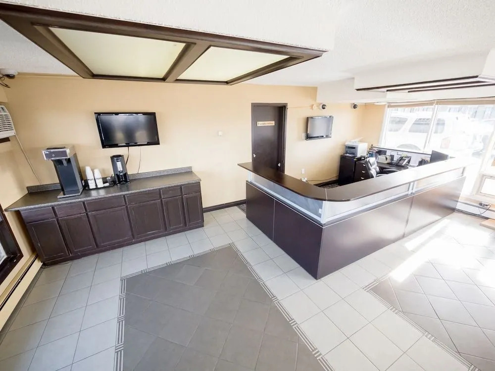 West Edmonton Motor Inn