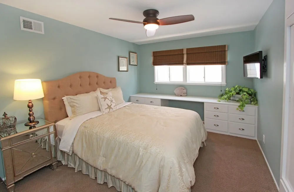 4801 Seashore Drive Deja 4 Bedroom Home
