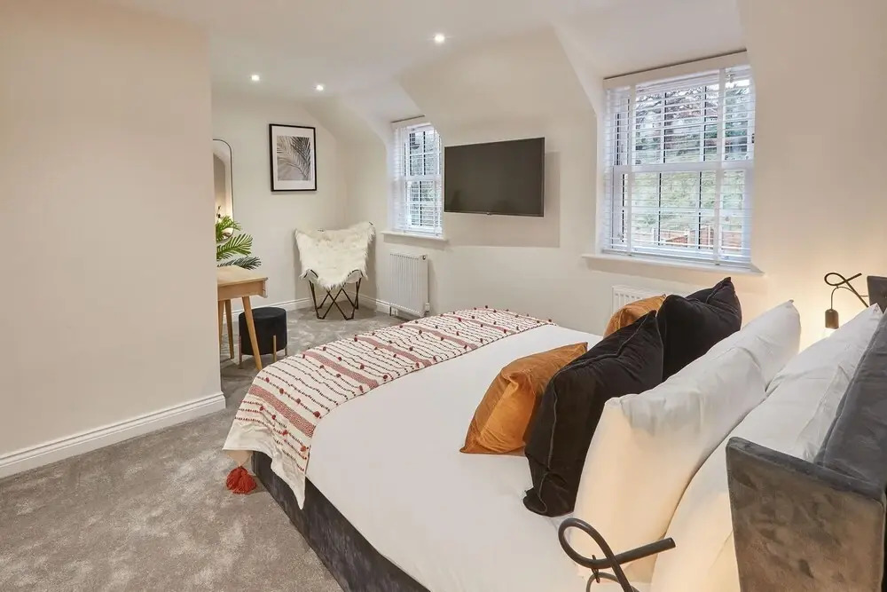 Host & Stay - Uggleby House