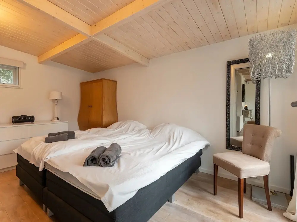 Cozy Vacation Home Near the sea