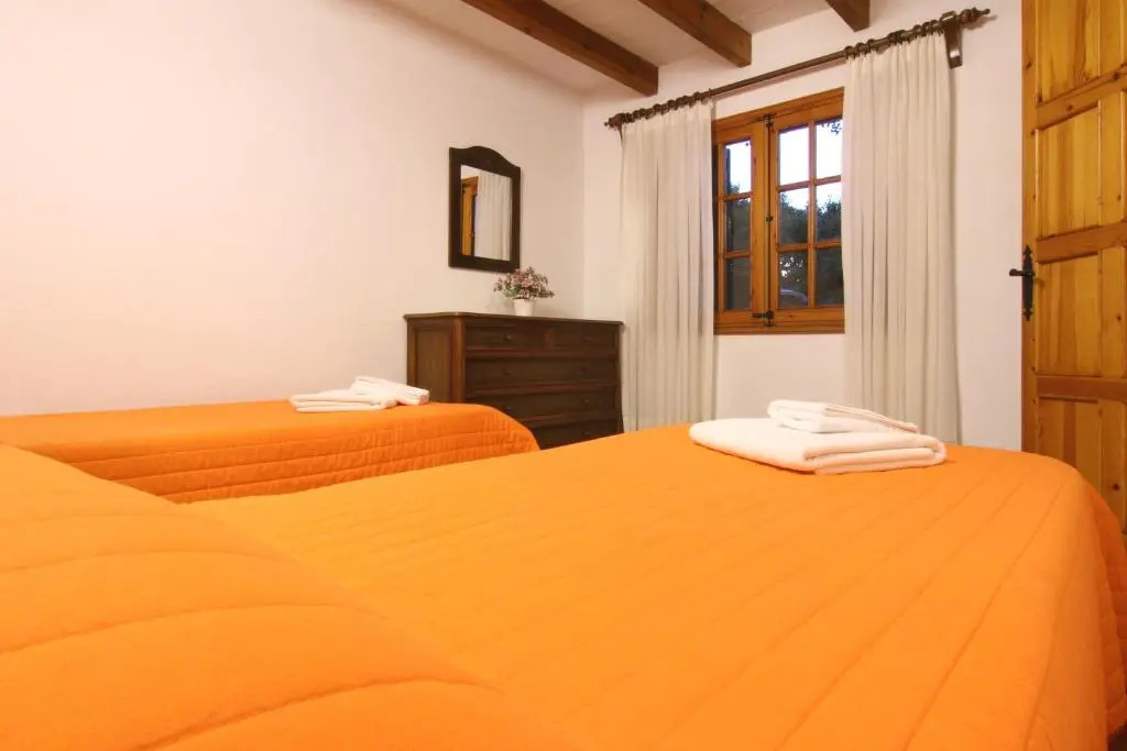 Roig Miquel Beatiful house just 10m driving from Pollensa