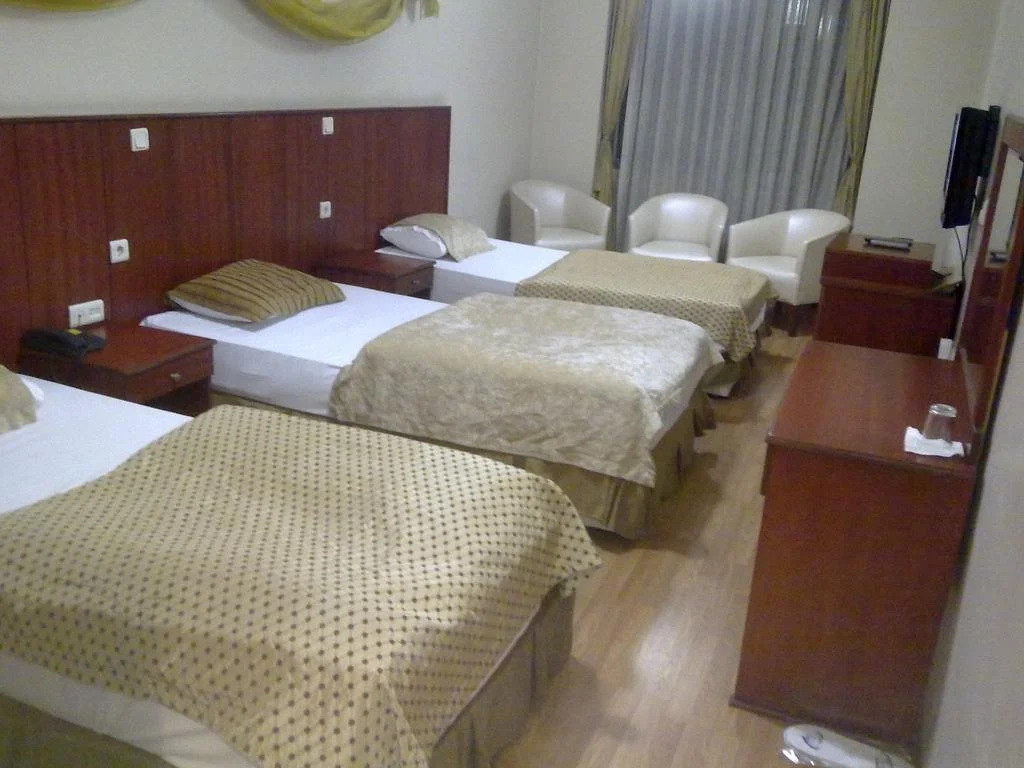 Okutur Hotel