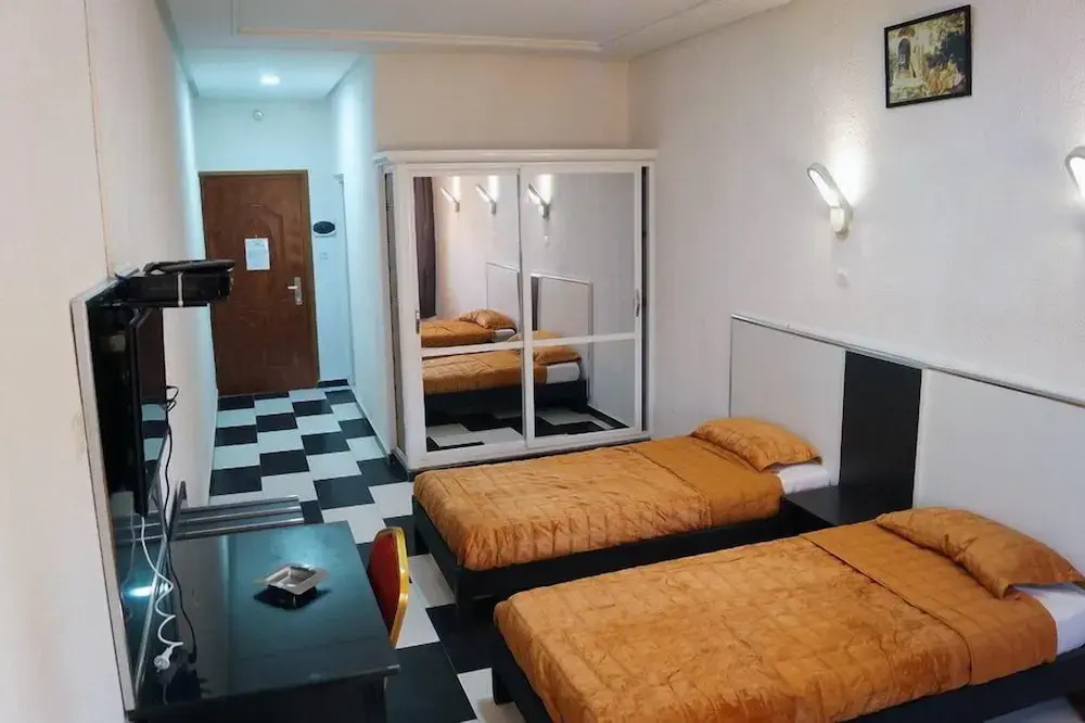 Hotel Dar Lyes