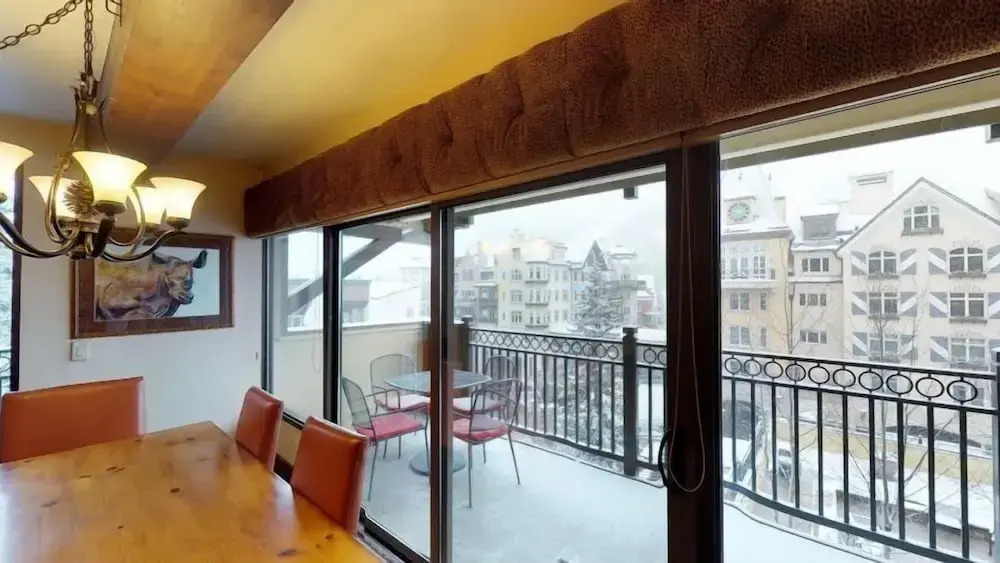 Luxury 2 Bedroom Lionshead Village Condo, Short Walk To Gondola