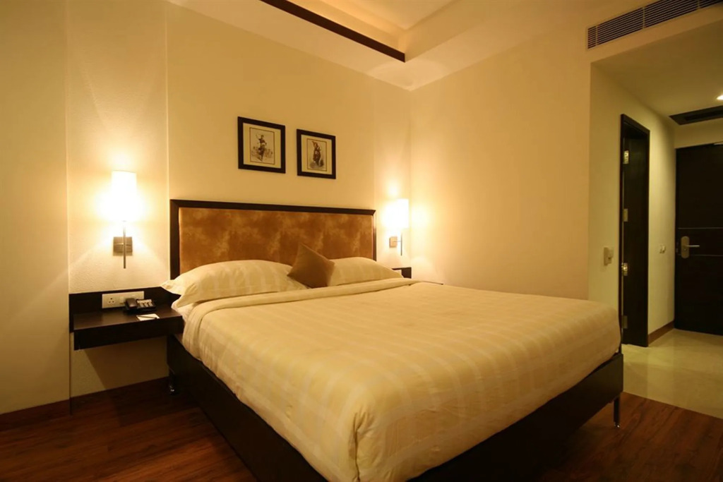 Four Points by Sheraton Vadodara