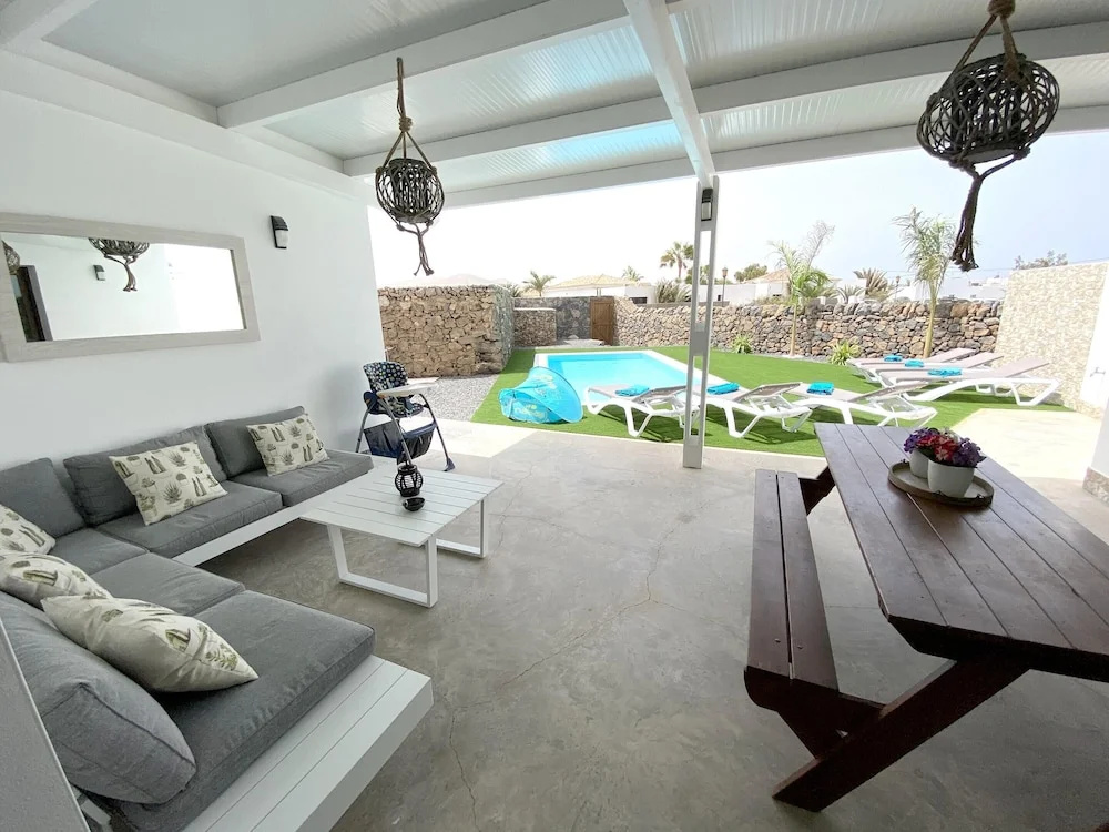 Villa With 3 Bedrooms in El Roque , With Private Pool, Terrace and Wifi