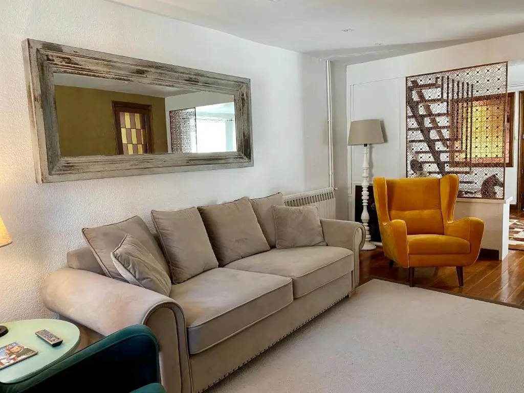Apartamento Dúplex Llivia