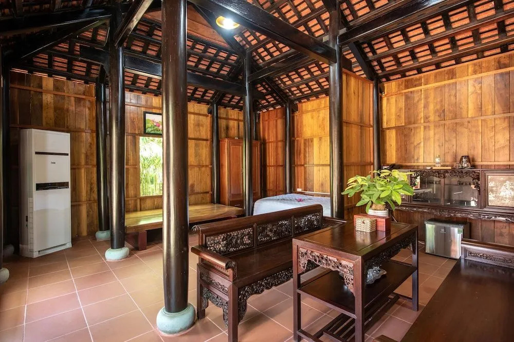Ha Gia Ecolodge & Riverside