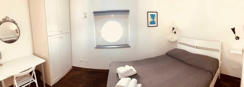 Palazzo Rota GuestHouse
