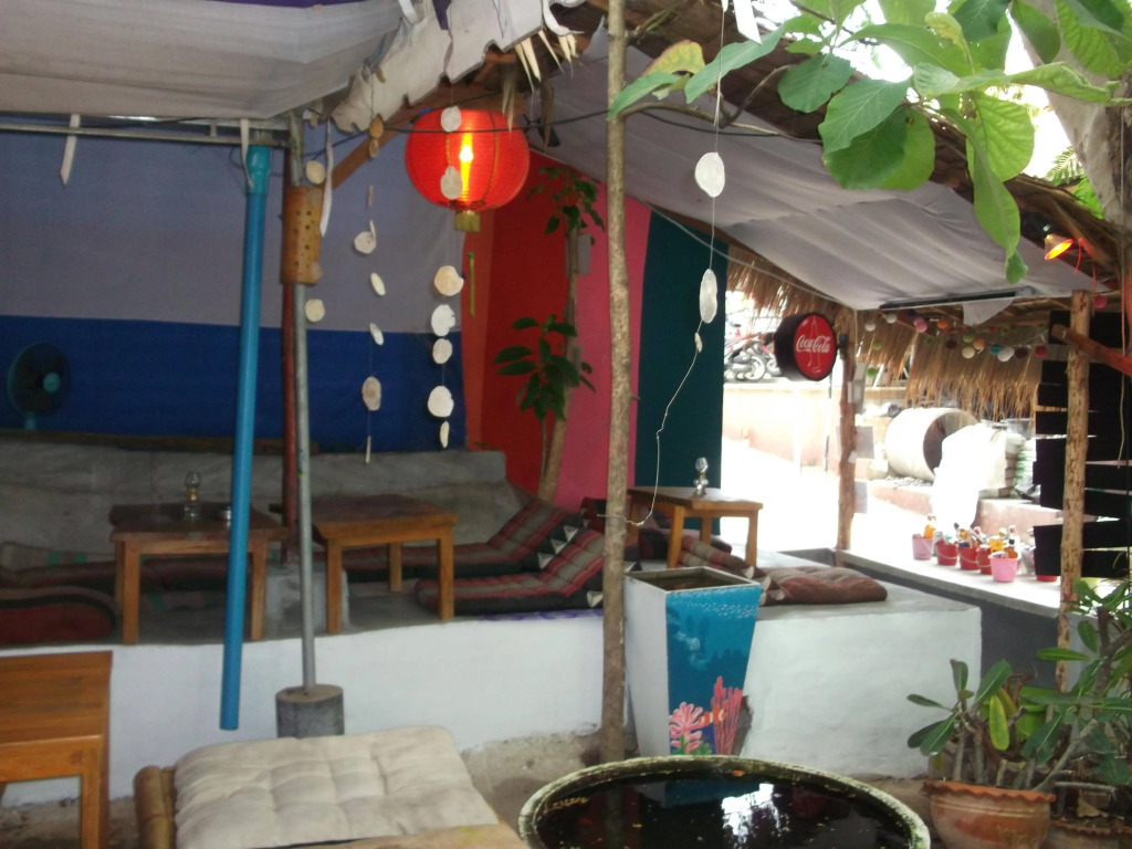 The Zoo Bar Hostel