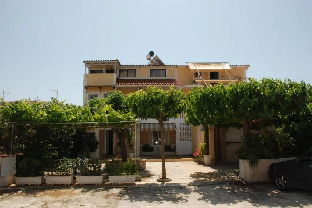Anna Koralli Studios