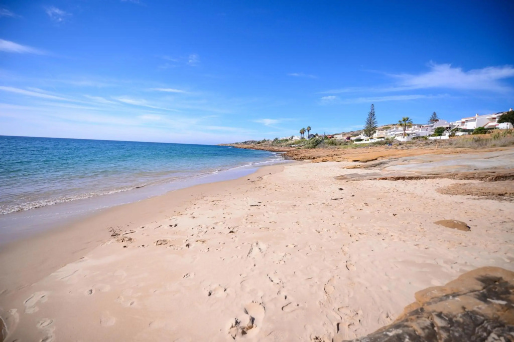 The Fantastic Beach House of Luz