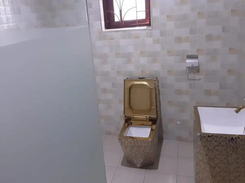 Royal City Dubai Hotel & Suites
