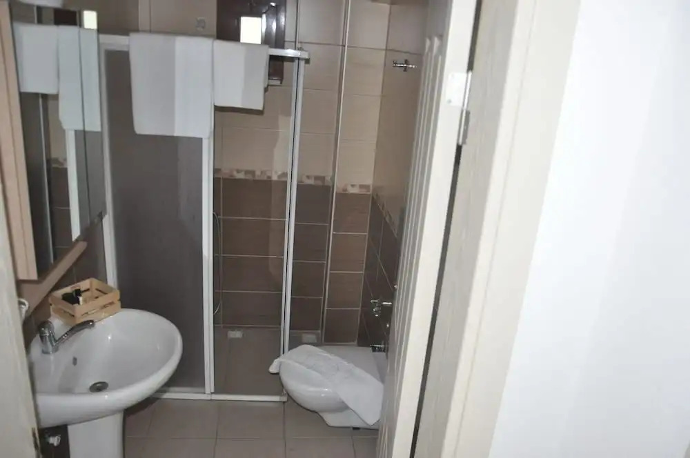 Flora Saadet Hotel