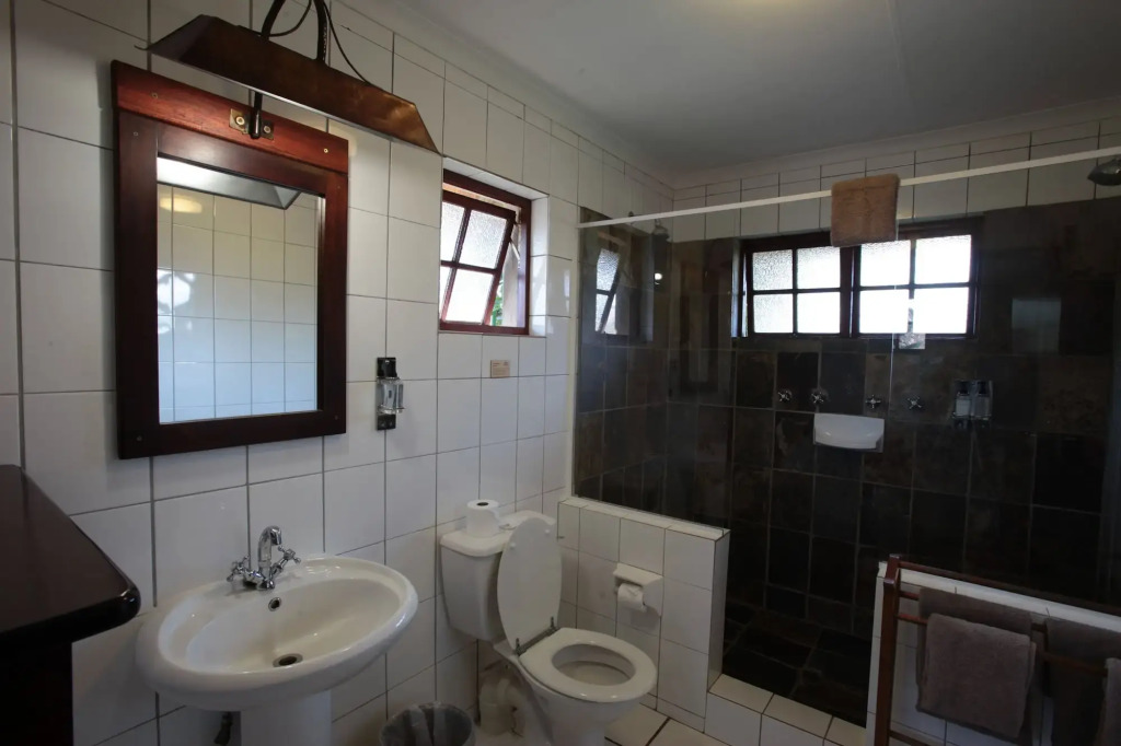 Hippo Hollow Country Estate