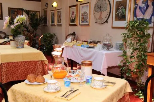 Hotel Siros