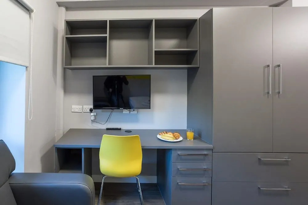 Luxury Rooms & Studios in Newcastle