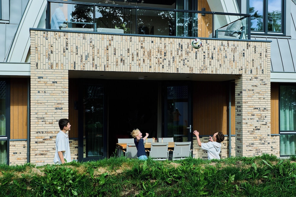 Den Burg Holiday Home for 8