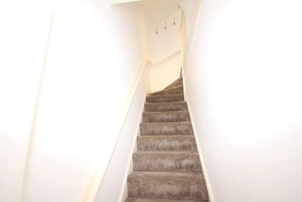Harrow Place- Stylish Two Bedroom Apartment.
