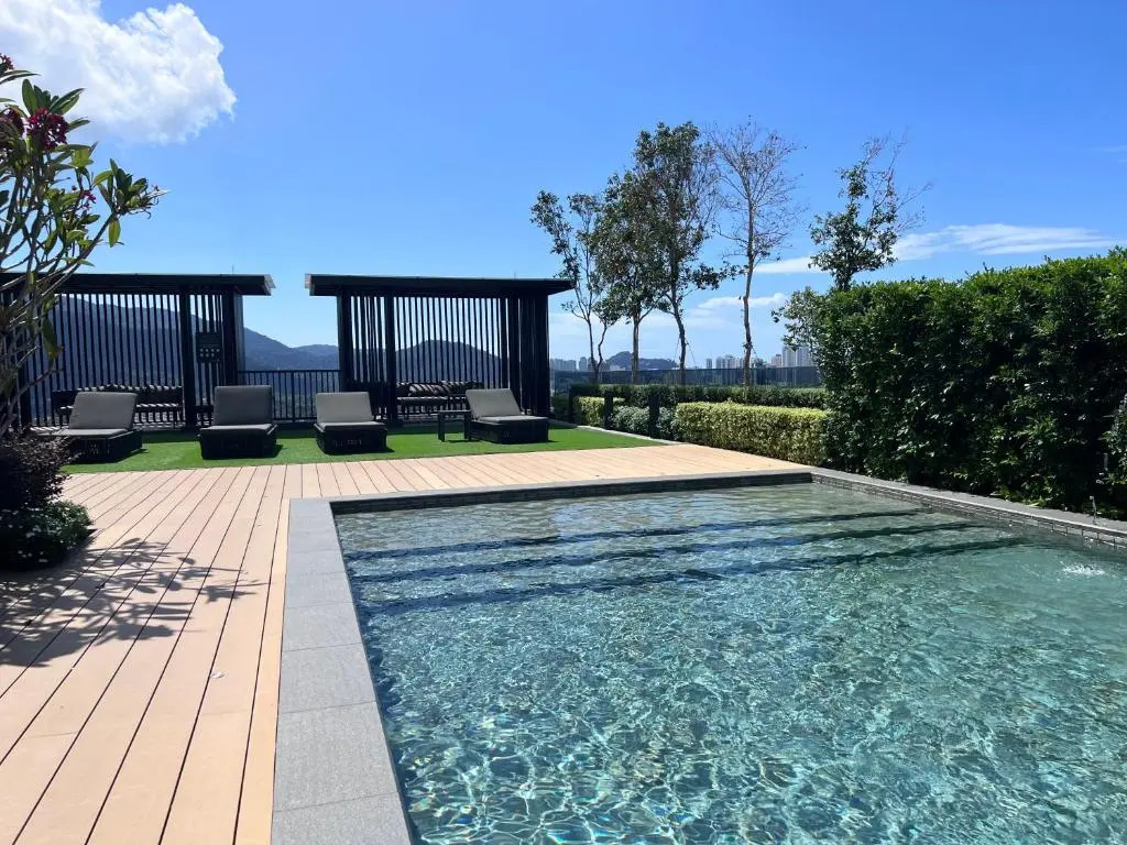 Contemporary & Stylish Suite#Georgetown#Sky Pool#2 BR, Living Room with Double Bed