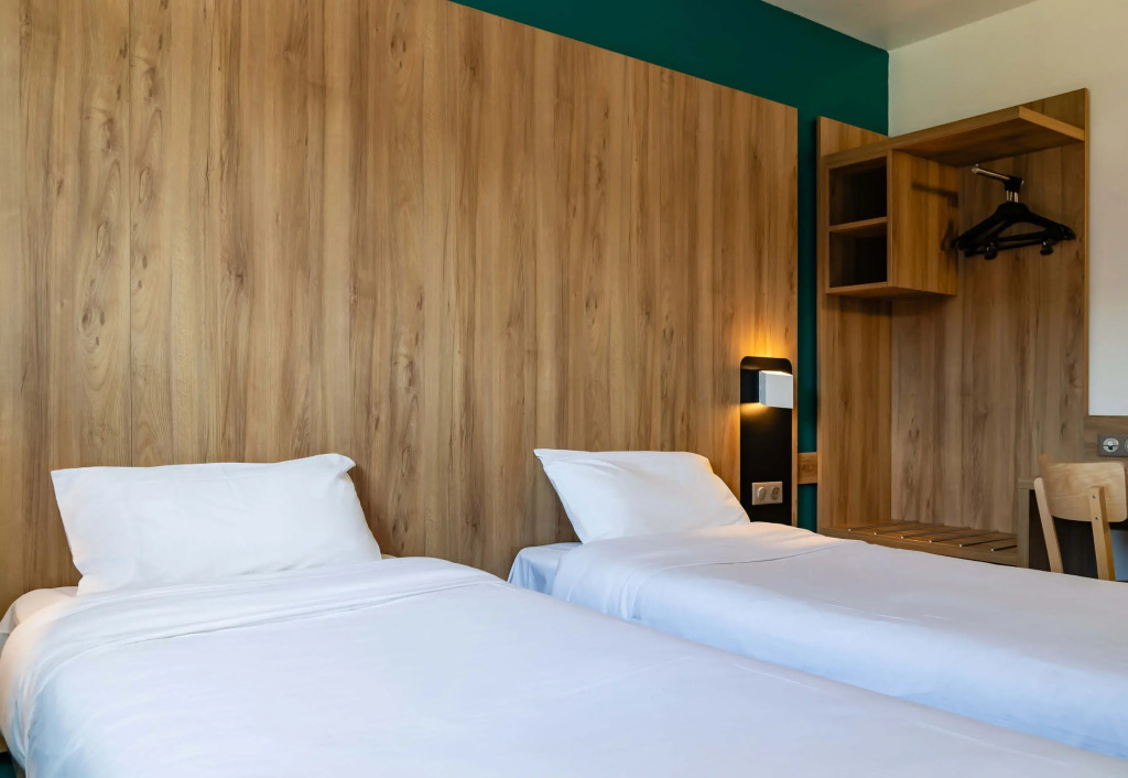 B&B HOTEL Saint-Etienne Monthieu