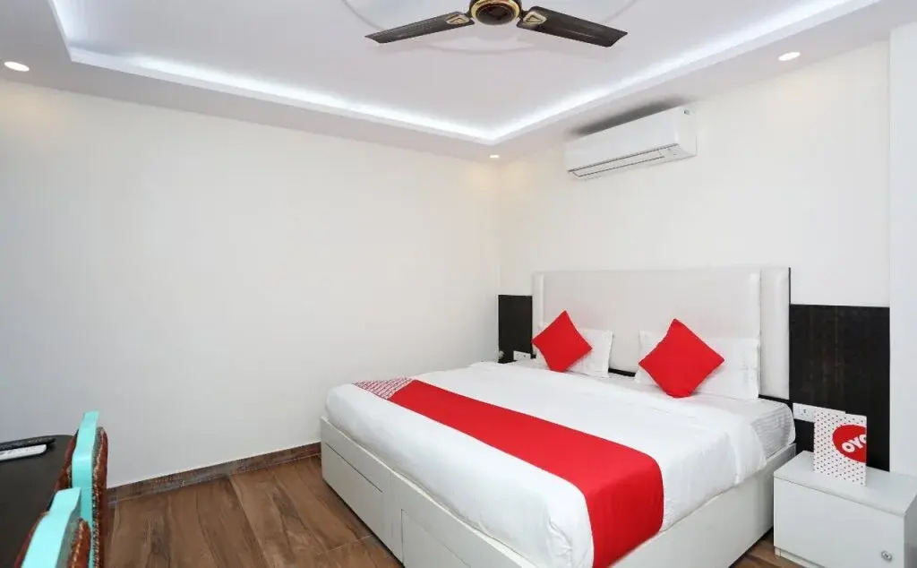 South Galaxy By OYO Rooms