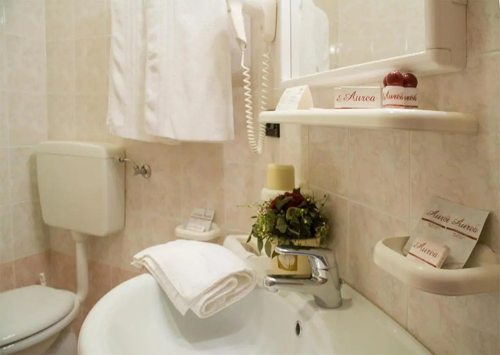 Hotel Tritone