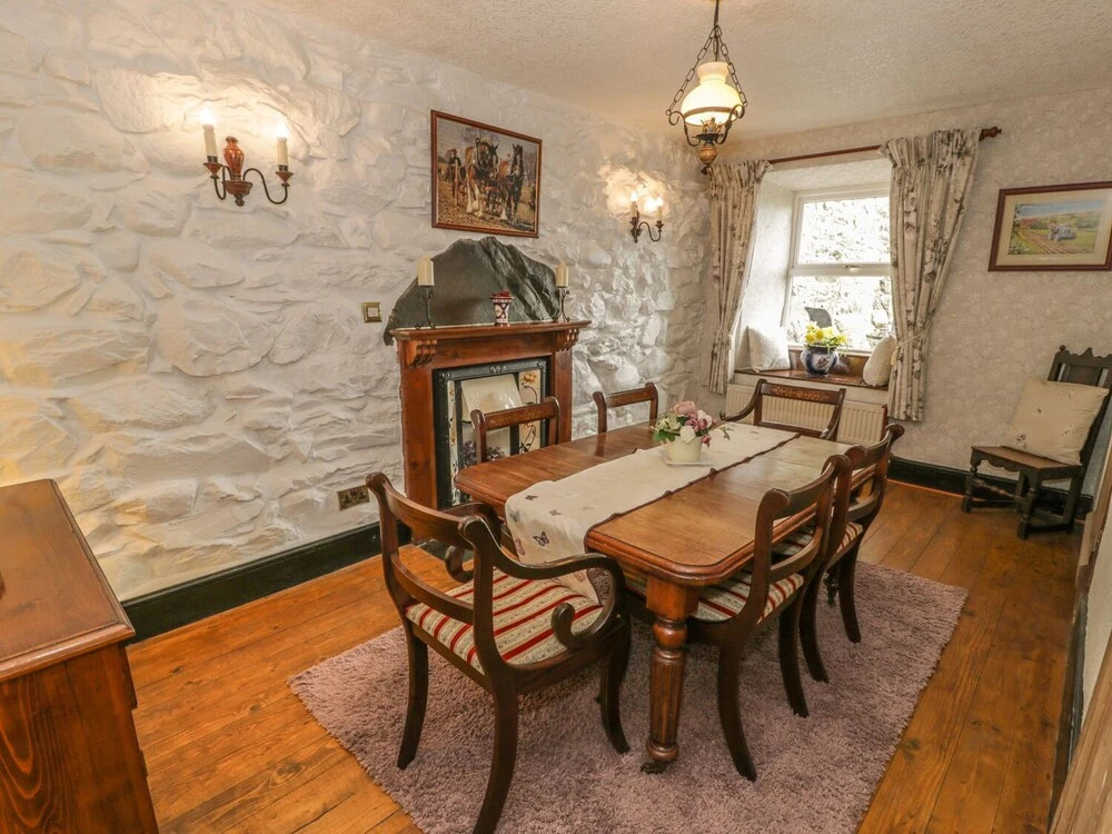 Hendy Cottage