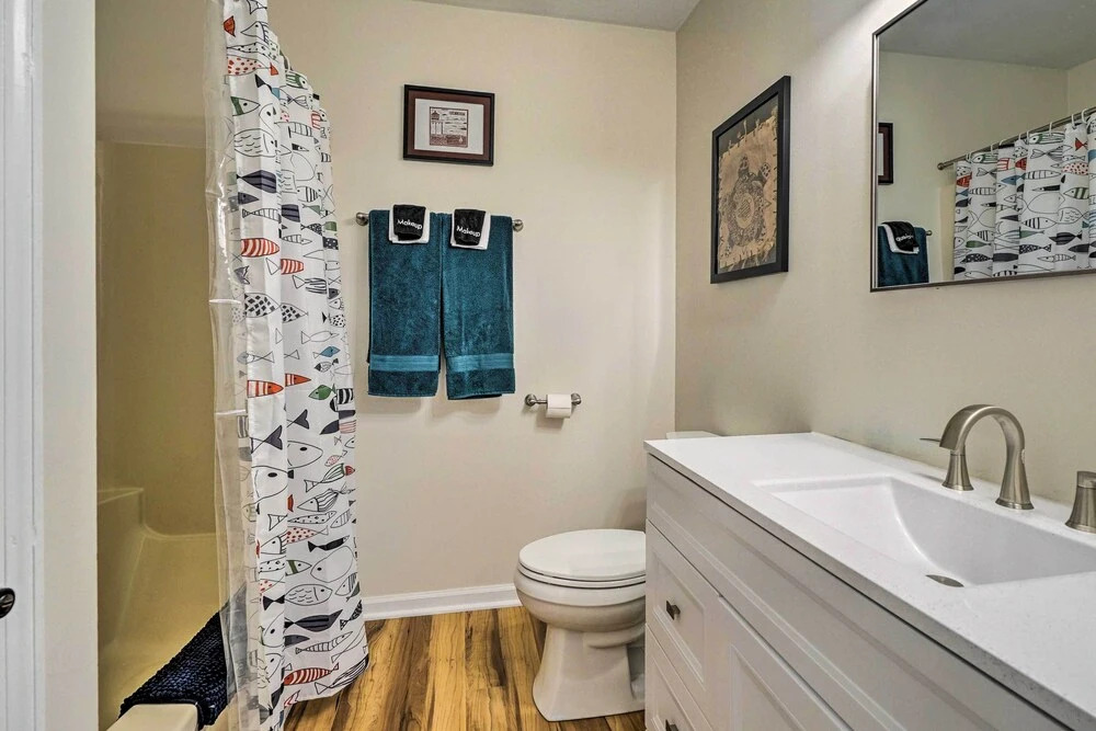 Oak Island Vacation Rental u003c 1 Mi to Beach