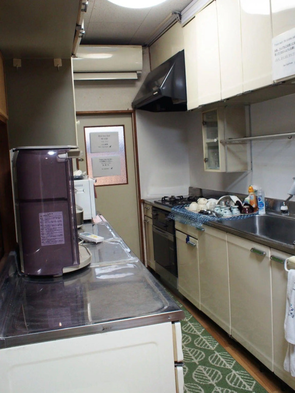 Deer Guesthouse - Hostel