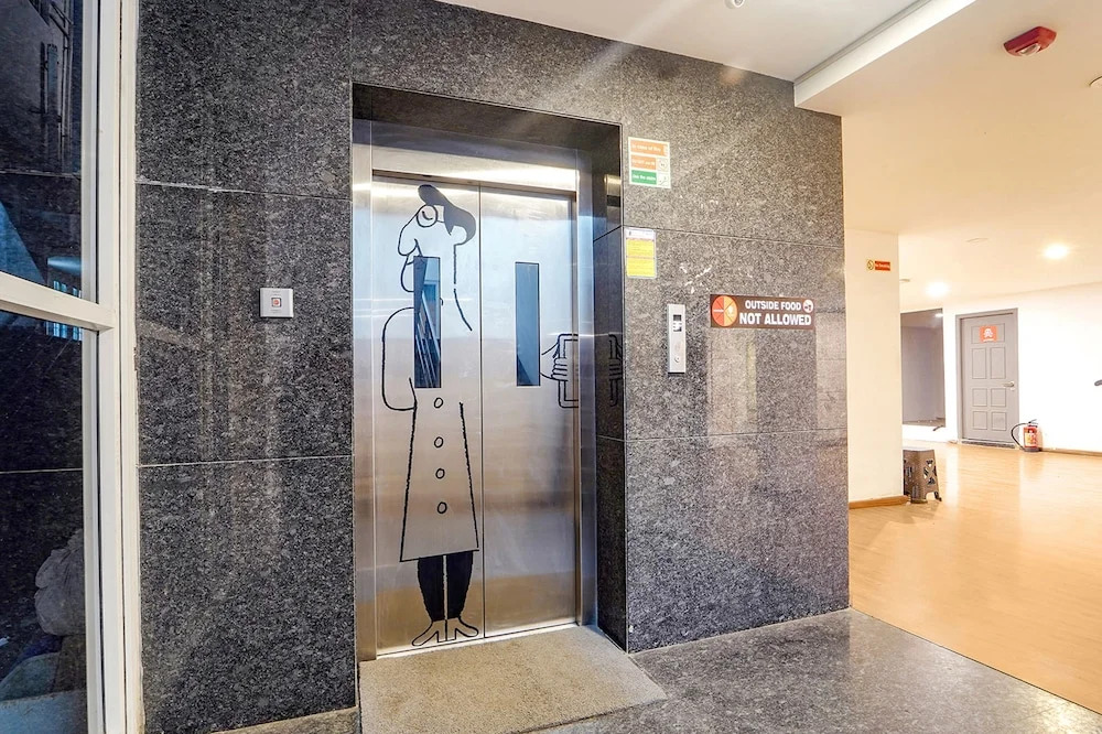 Fabhotel Welcome Inn