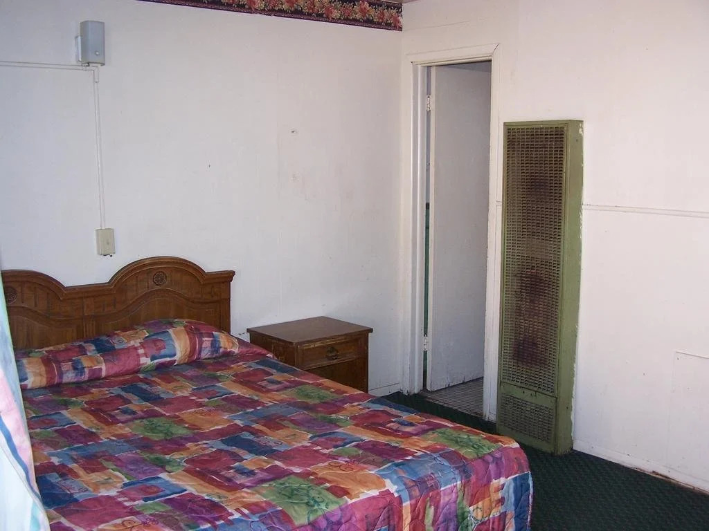 Trail Motel