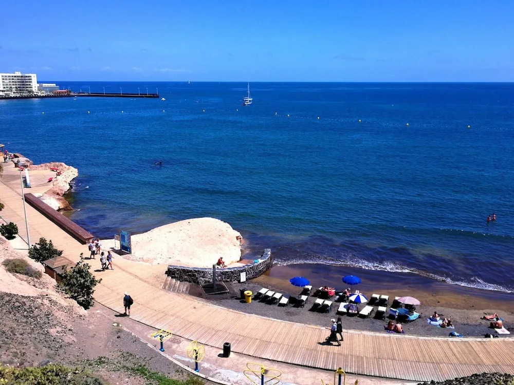 Apartment With 2 Bedrooms in Los Abrigos, With Wonderful City View - 2
