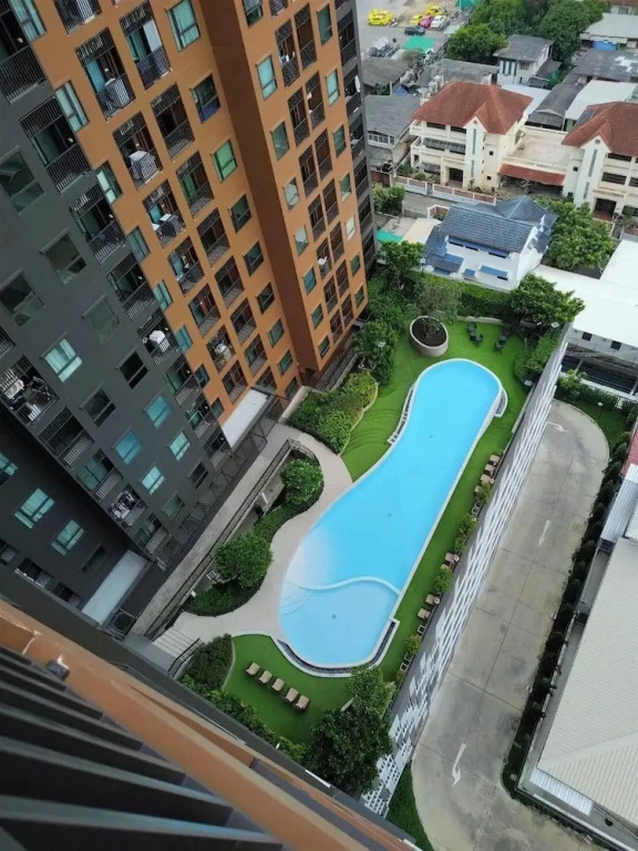 Room-charming Bangkok Apartment With Cit