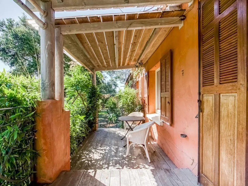 Secluded Holiday Home in La Croix Valmer Near Seabeac