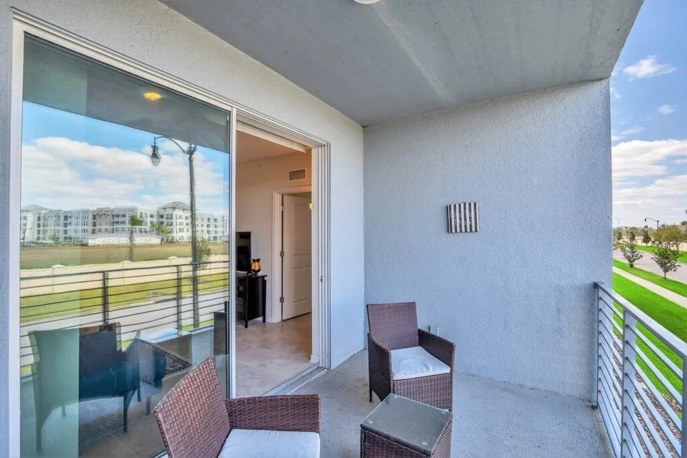 Voted #1 Resort Storey Lake Water Park 2 Bedroom Townhouse by Redawning