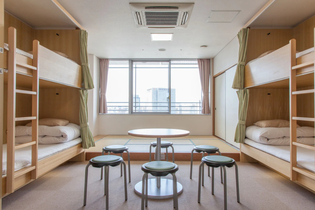 Shin-Osaka Youth Hostel
