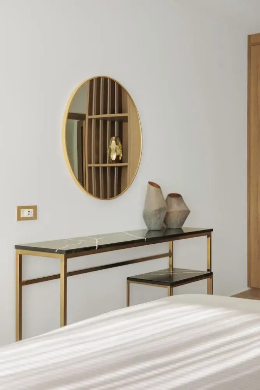 Cens Silver Suites