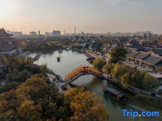 Songjian Wushe Homestay (Kaifeng Qingming Shanghe Garden Wansuishan Martial Arts City Branch)