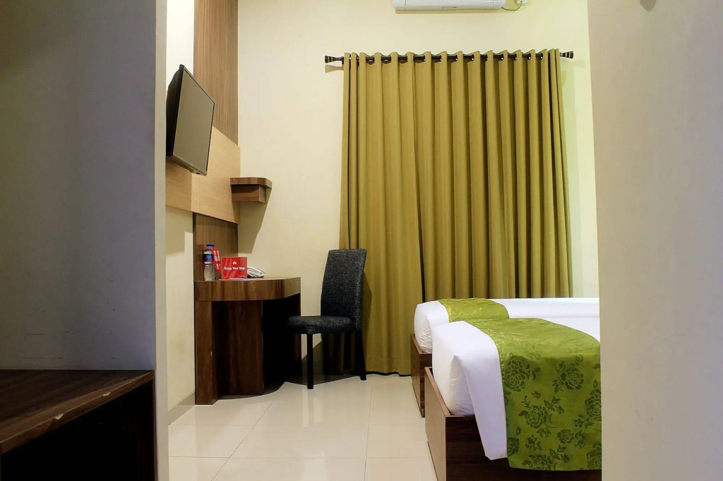 ZEN Rooms Lengkong Gatot Subroto