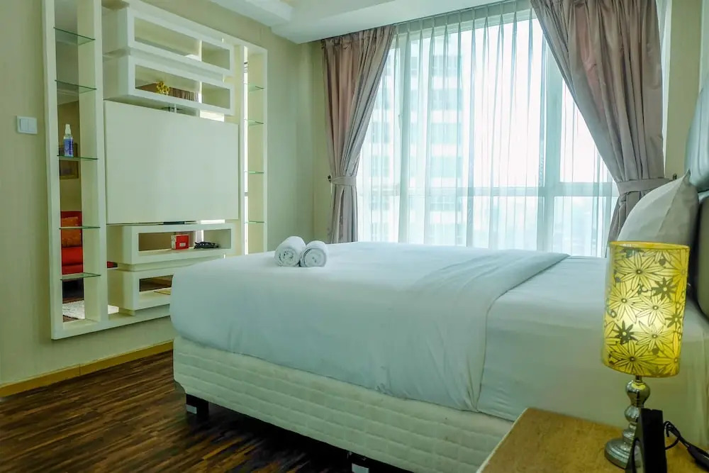 Great Location 1BR Gandaria Heights Apartment