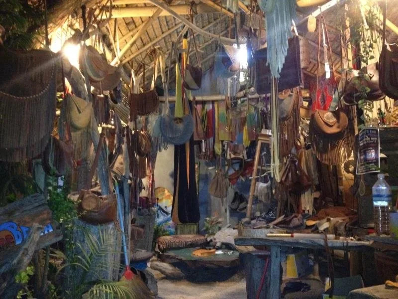 Koh Phi Phi Stones Bar Dorm Rooms & Restaurant